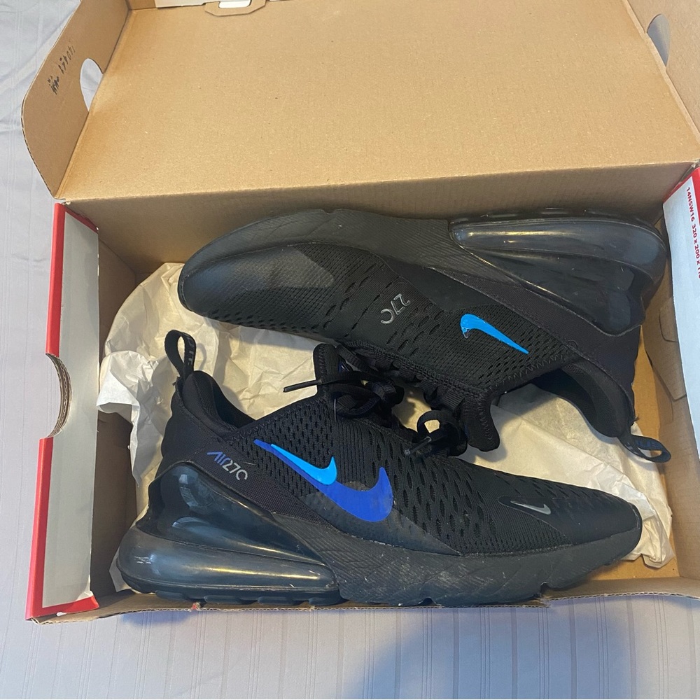 Youth Nike Airmax 270’s Black/Blue